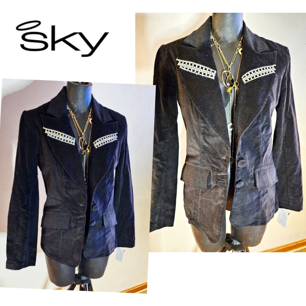 Sky velvet embellished blazer/jacket.  Sz Med